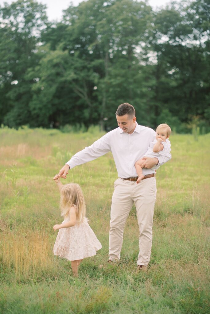 Whimsical Field Session | The Bontrager Family | Cleveland Family Photographer