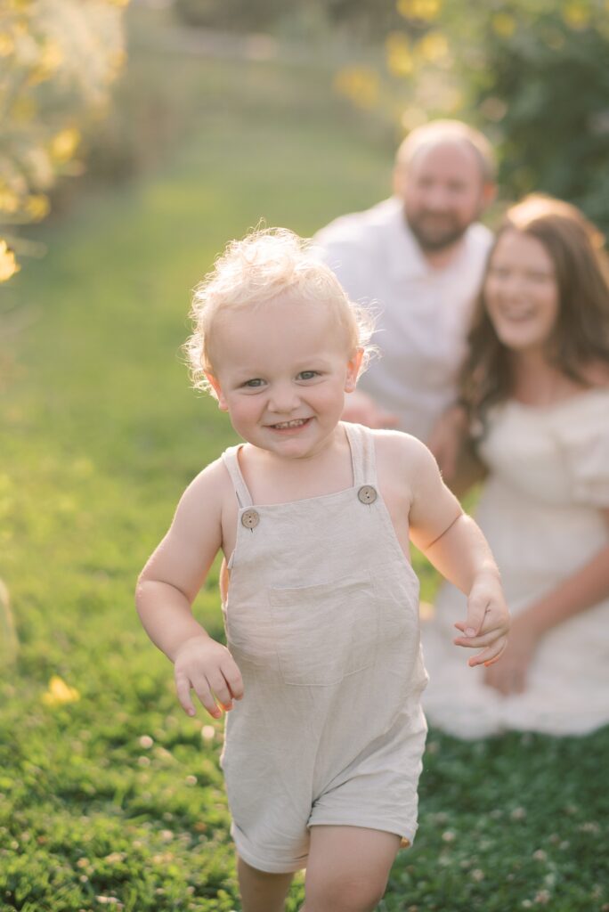 Family Photography in a wildflower field in Indianapolis