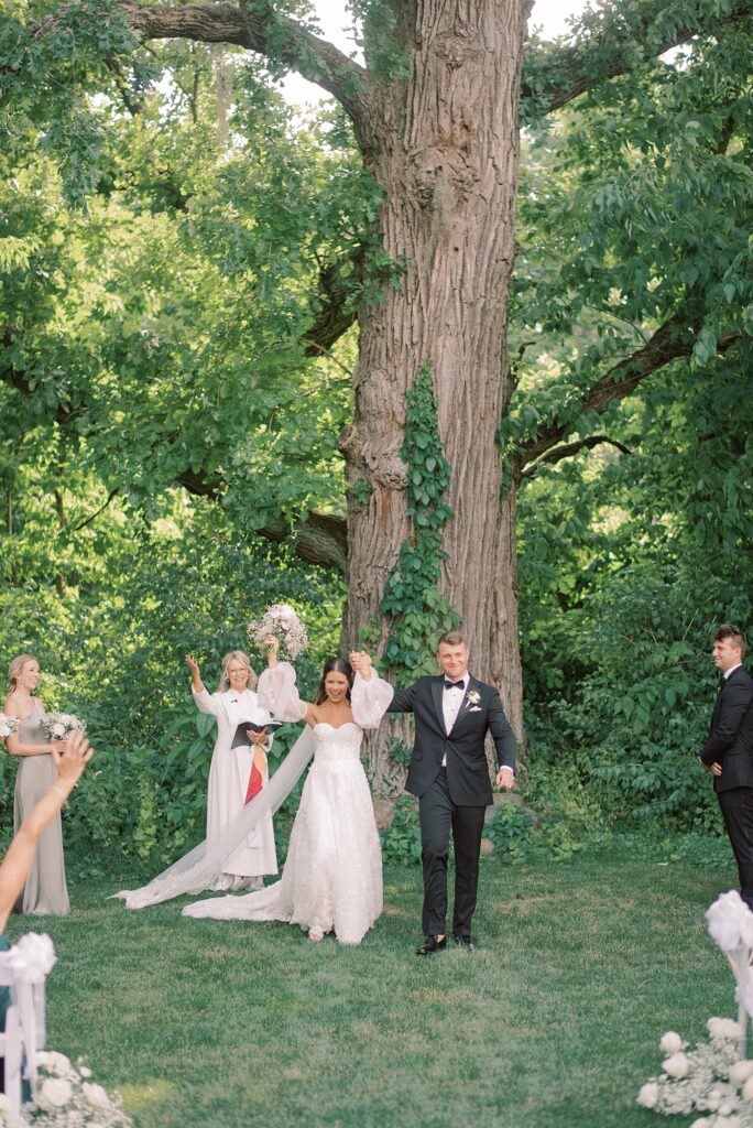 Romantic Garden Wedding at Artisan Acres Estate in Noblesville Indiana