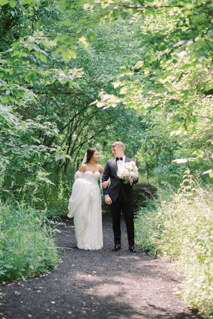 Romantic Garden Wedding at Artisan Acres Estate in Noblesville Indiana